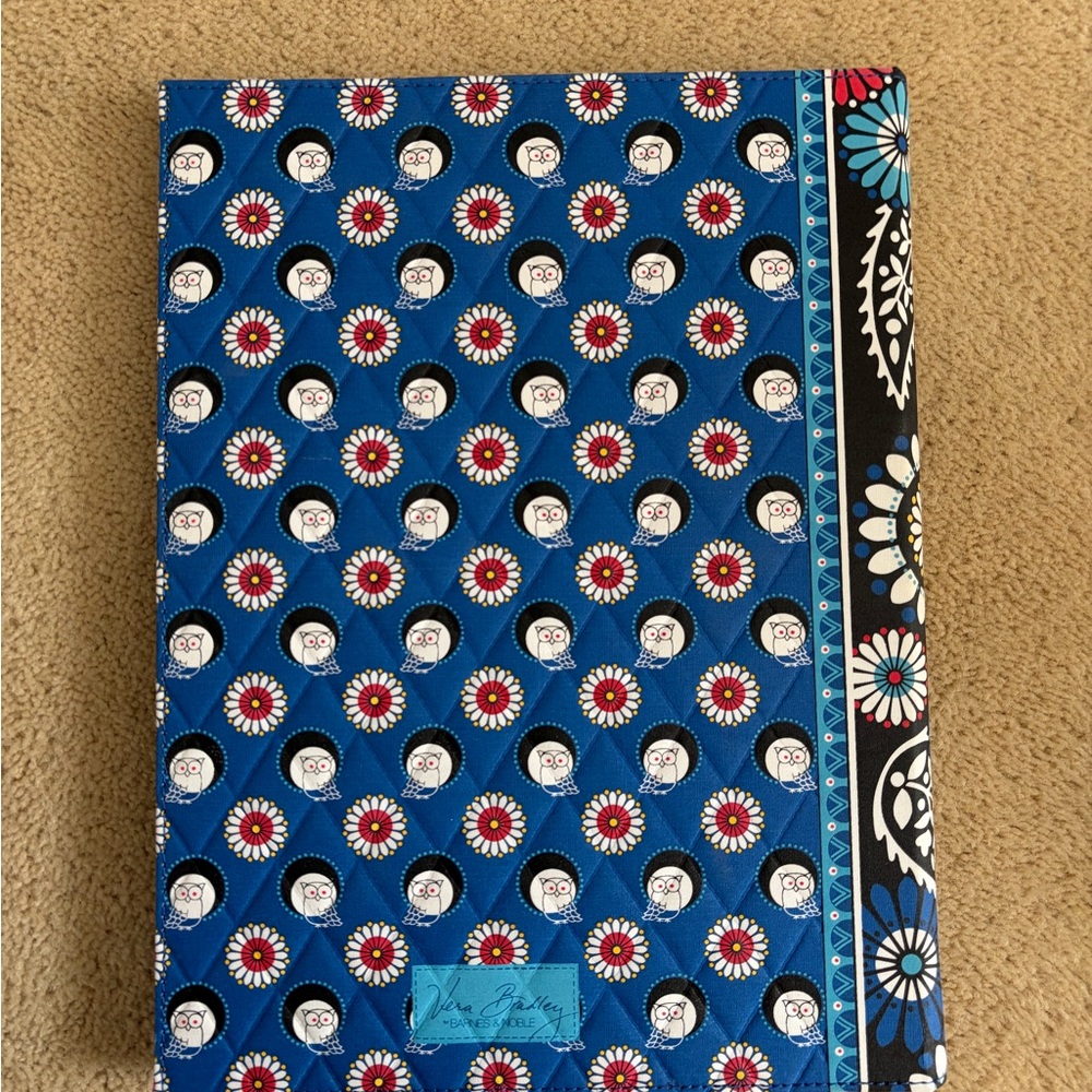 Vera Bradley Blue Floral Daisy Pattern Presentation Book - Picture 2 of 4